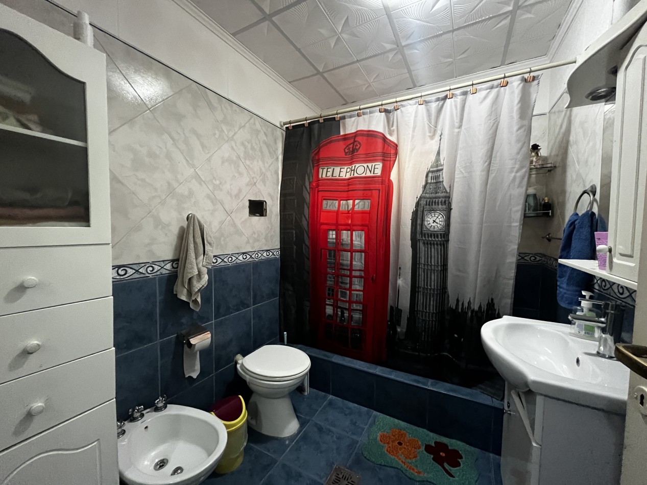 Casa 5 ambientes Castelar Sur 