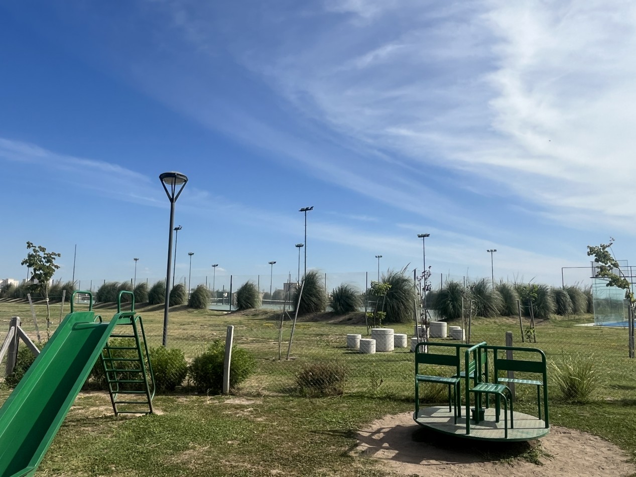 Barrio Santa Clara al sur venta lote