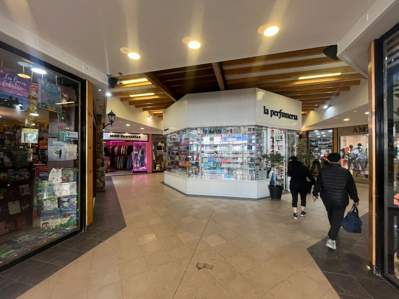 VENTA FONDO DE COMERCIO EN SHOPPING PATAGONIA BARILOCHE