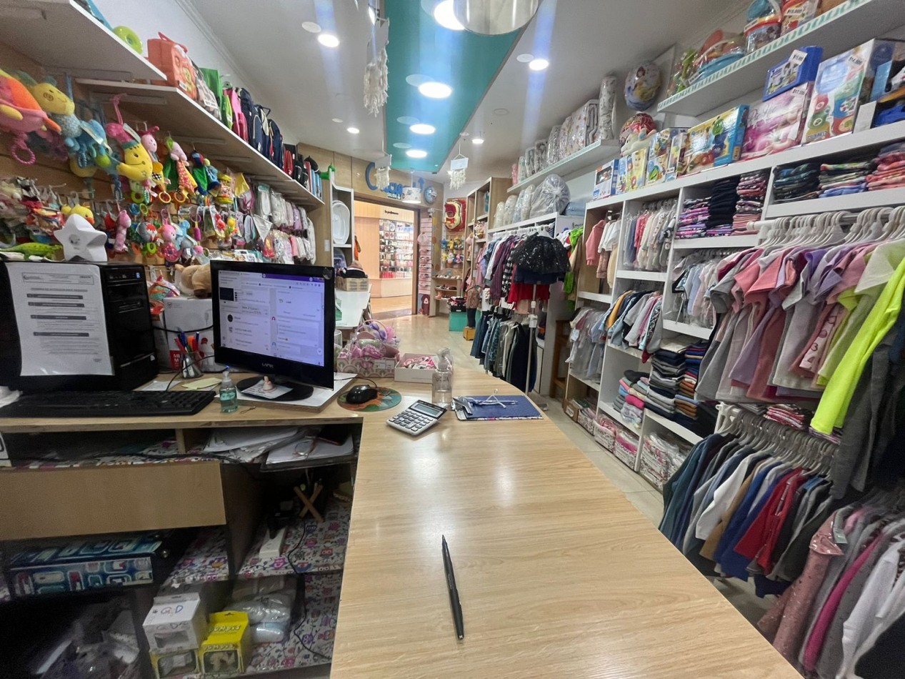 VENTA FONDO DE COMERCIO EN SHOPPING PATAGONIA BARILOCHE