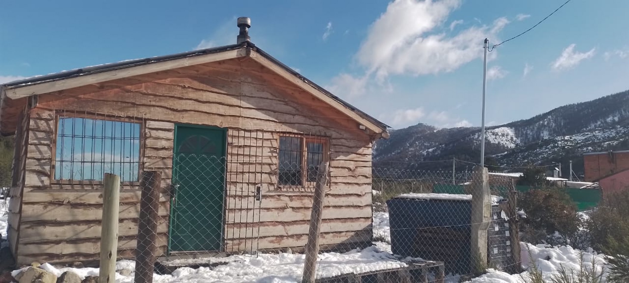 CASA Y LOTE EN ESQUINA VALLE AZUL