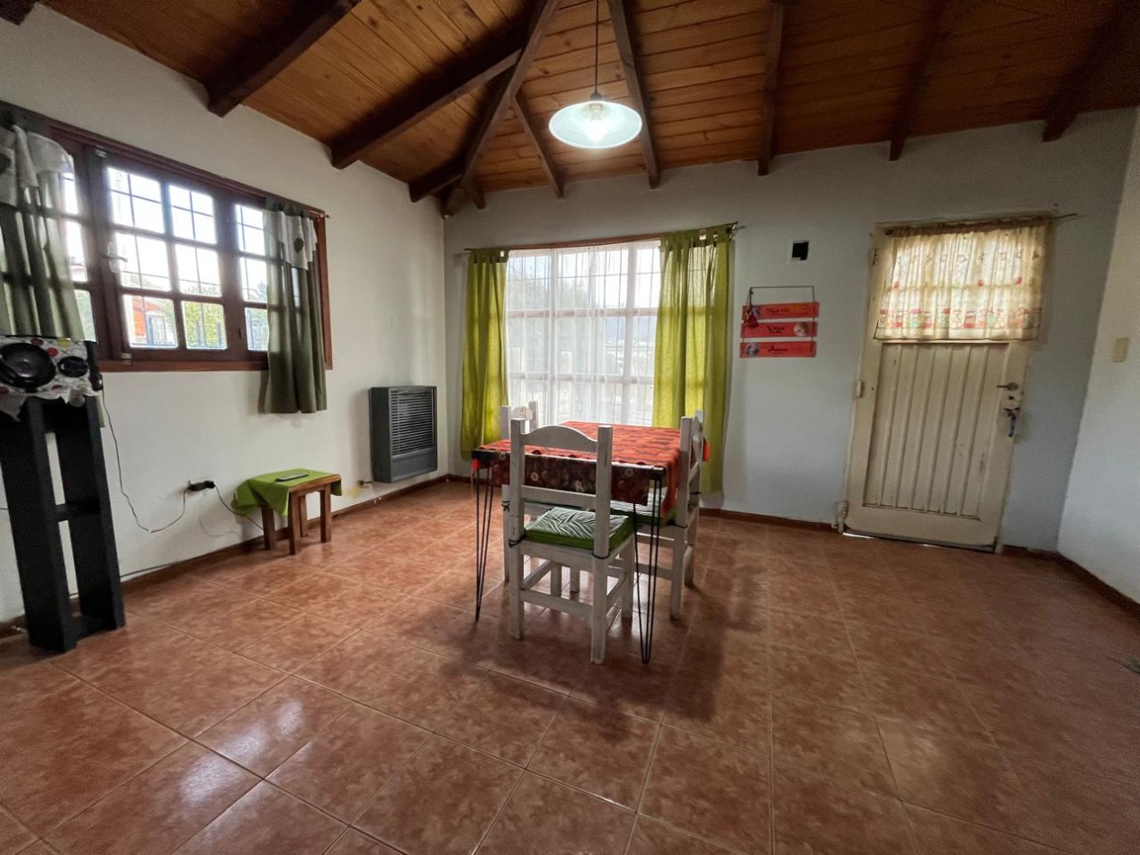 CASAS  PARA INVERSION Y/O RENTA : VILCAPUGIO Y FREY 