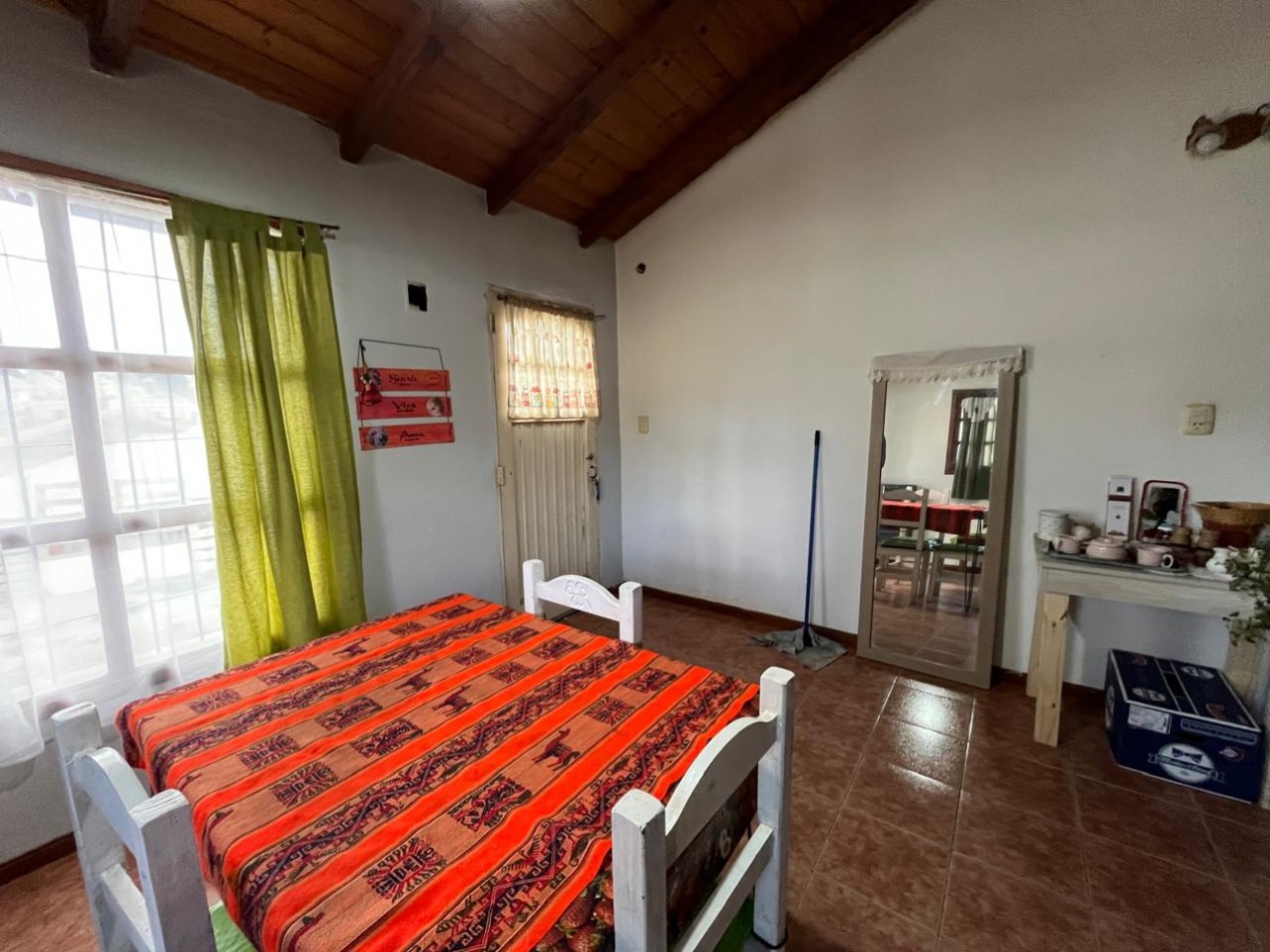 CASAS  PARA INVERSION Y/O RENTA : VILCAPUGIO Y FREY 