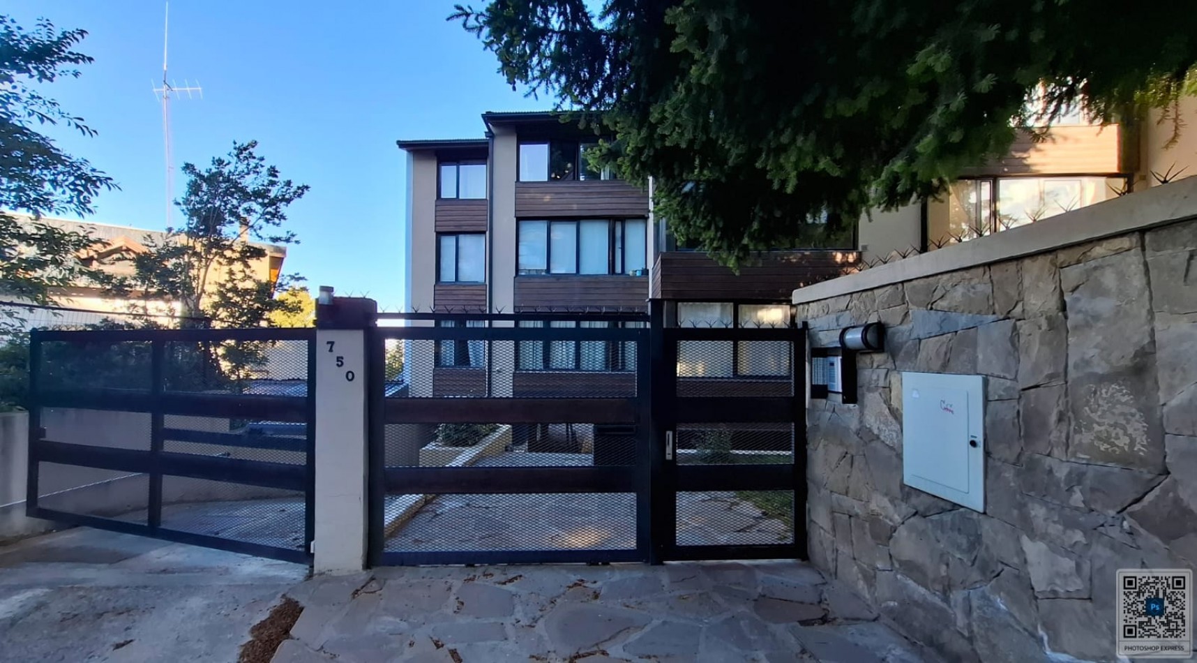 VENTA DEPARTAMENTO DOS AMBIENTES 20 DE JUNIO 700