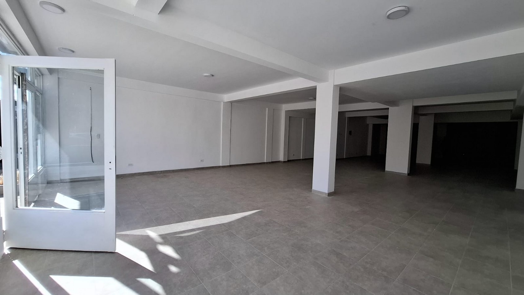 LOCAL COMERCIAL EN ALQUILER