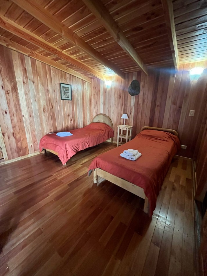 CABAÑA AMOBLADA 3 DORMITORIOS( CENTRO BARILOCHE )