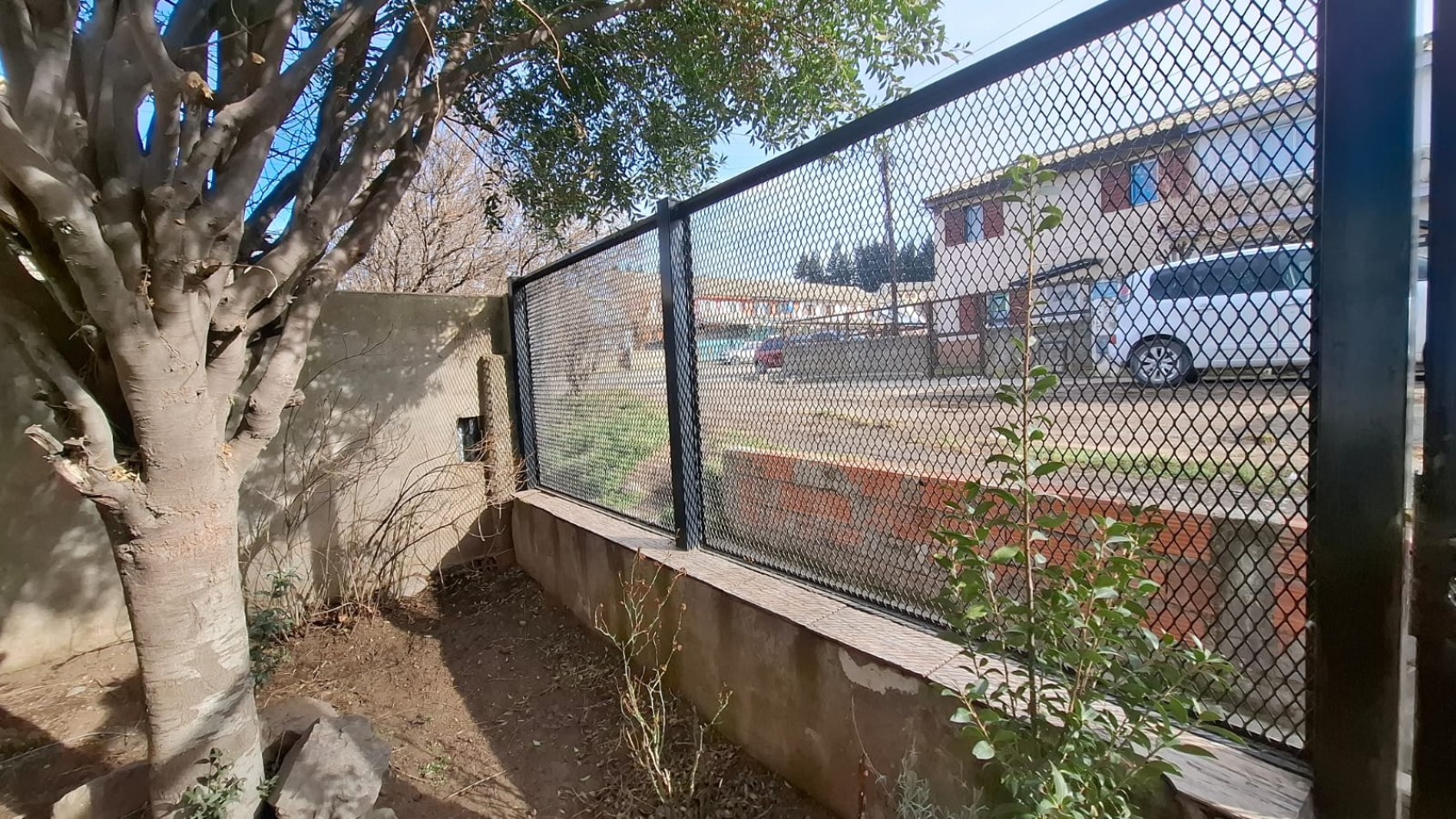 DUPLEX 4dorm. y patio   204 VIVIENDAS (apto credito)
