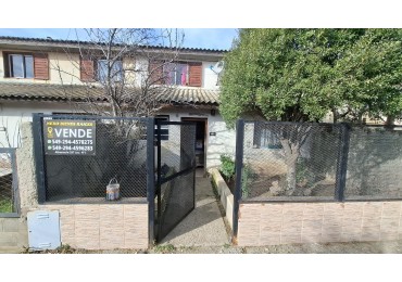 DUPLEX 4dorm. y patio   204 VIVIENDAS (apto credito)