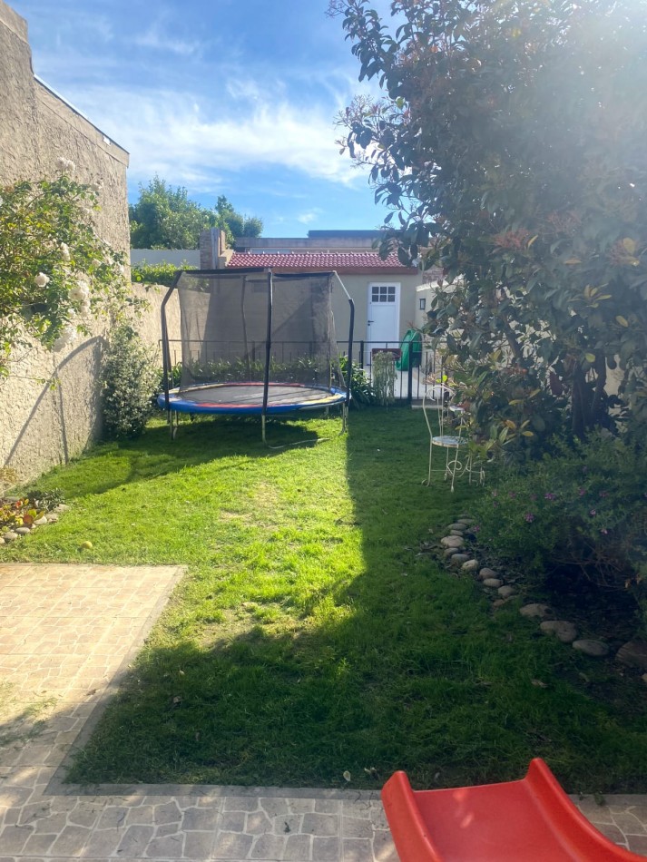 MARAVILLOSA CASA  4 AMBIENTES