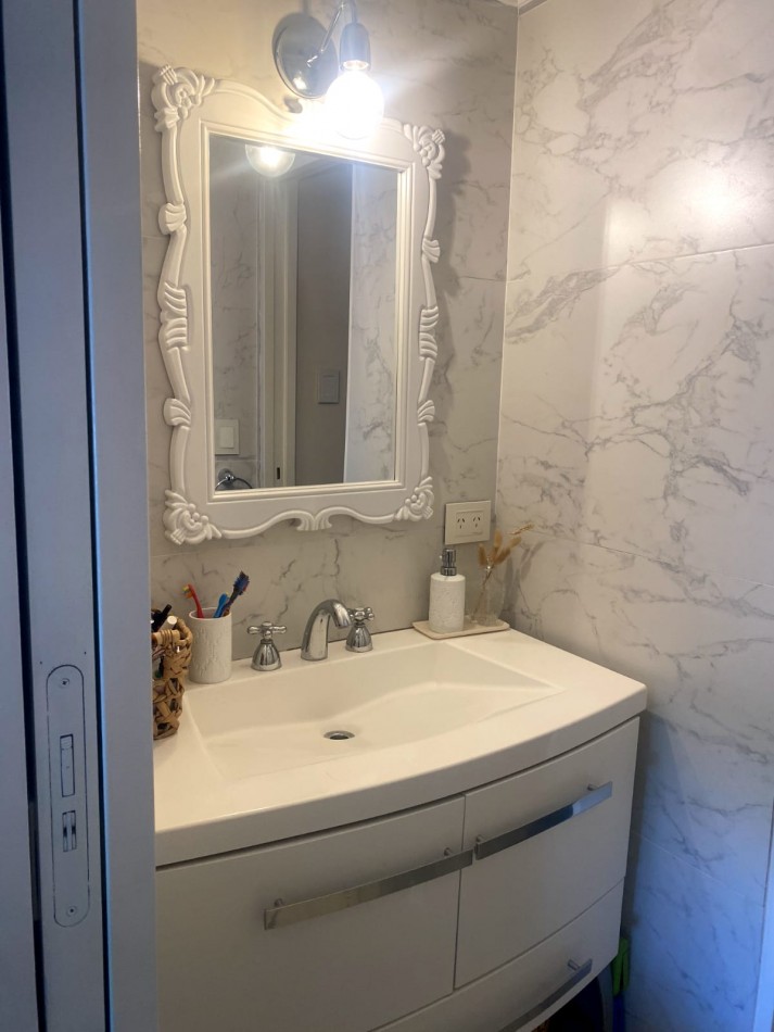 MARAVILLOSA CASA  4 AMBIENTES