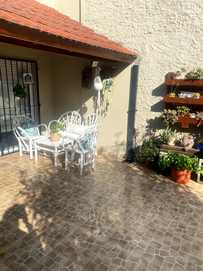MARAVILLOSA CASA  4 AMBIENTES
