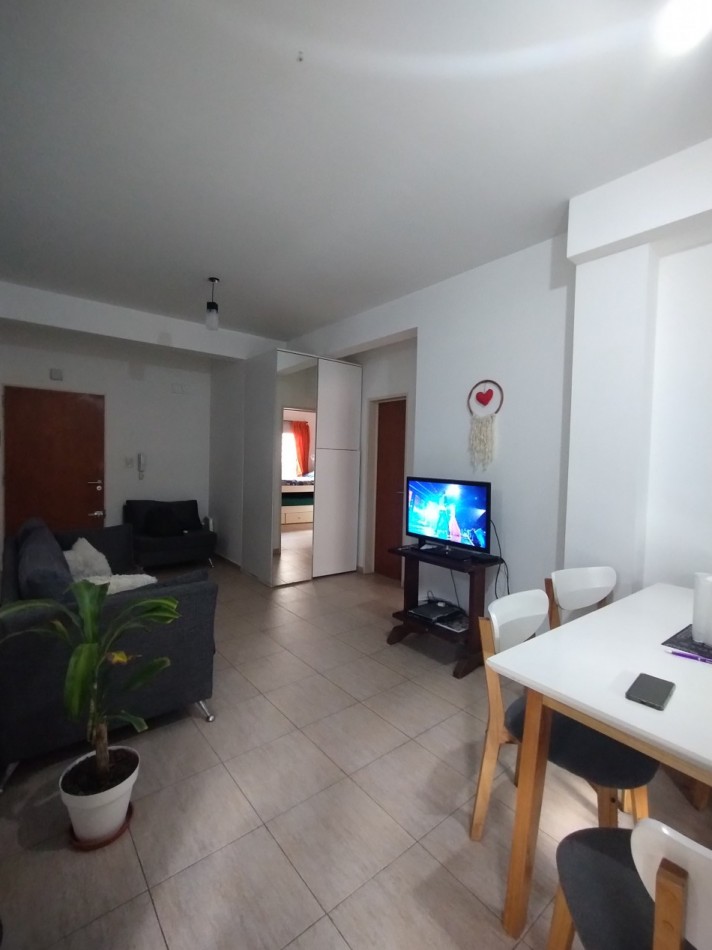 RETASADO lindo depto. de 2 ambientes en PB