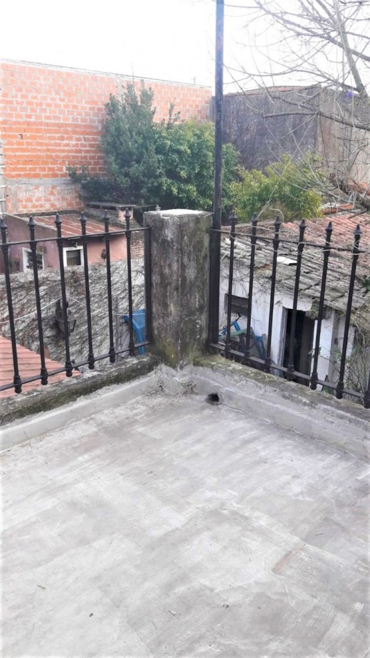 PH EN VENTA EN CASTELAR SUR, SON DOS UFs