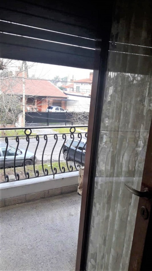PH EN VENTA EN CASTELAR SUR, SON DOS UFs