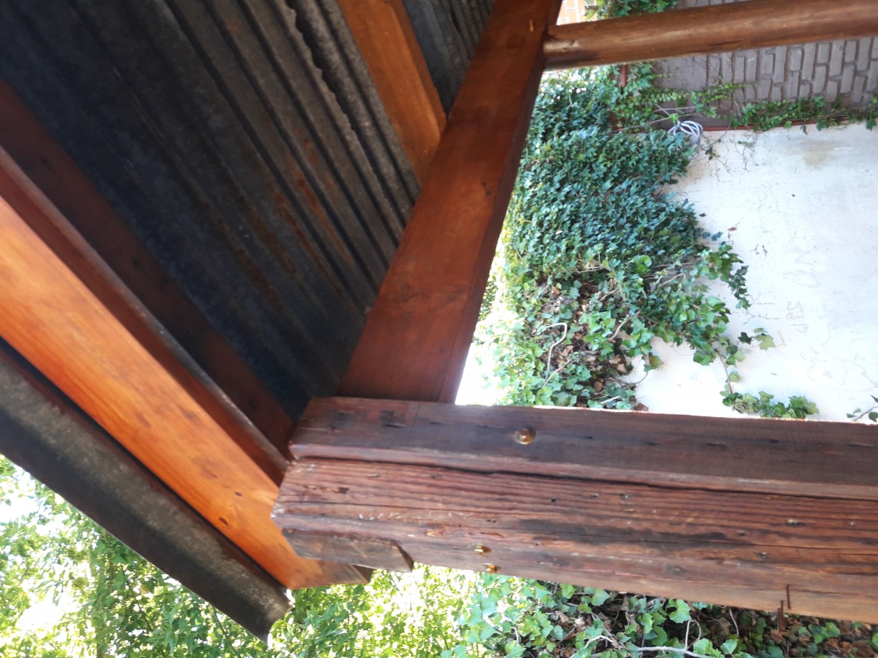 PH EN VENTA EN CASTELAR SUR, SON DOS UFs