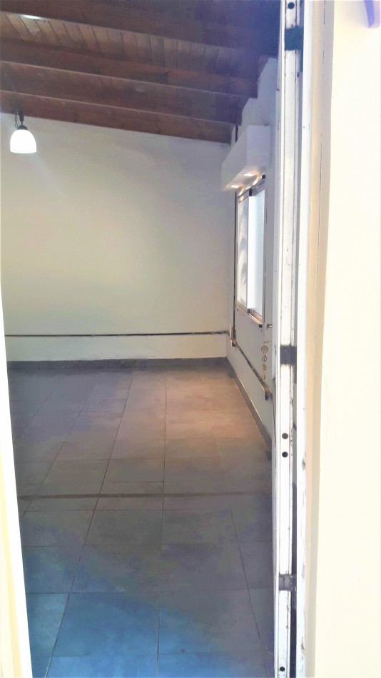 PH EN VENTA EN CASTELAR SUR, SON DOS UFs