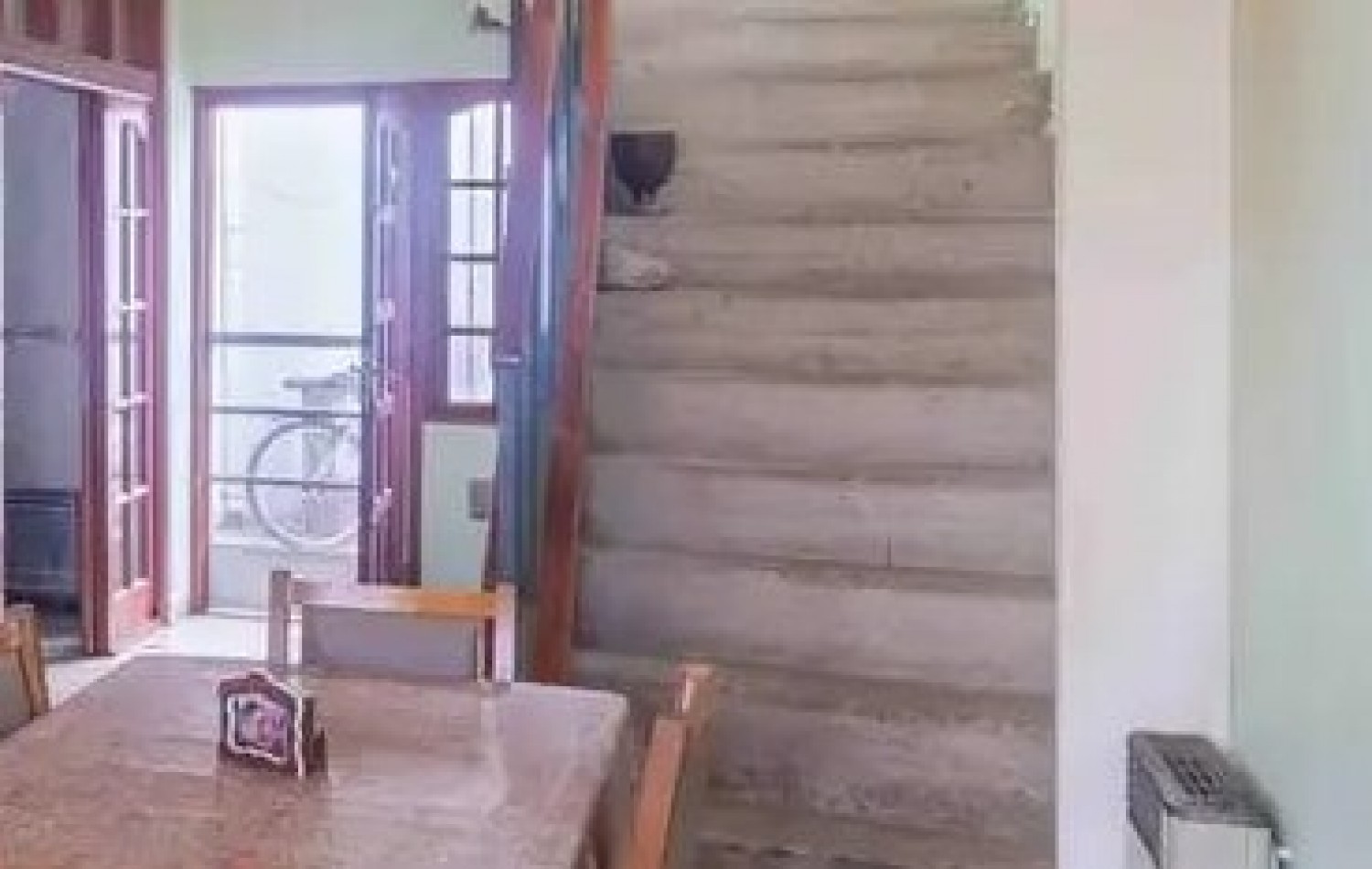 PH DE 4 AMBIENTES CON COCHERA CUBIERTA Y PATIO EN VILLA BALLESTER