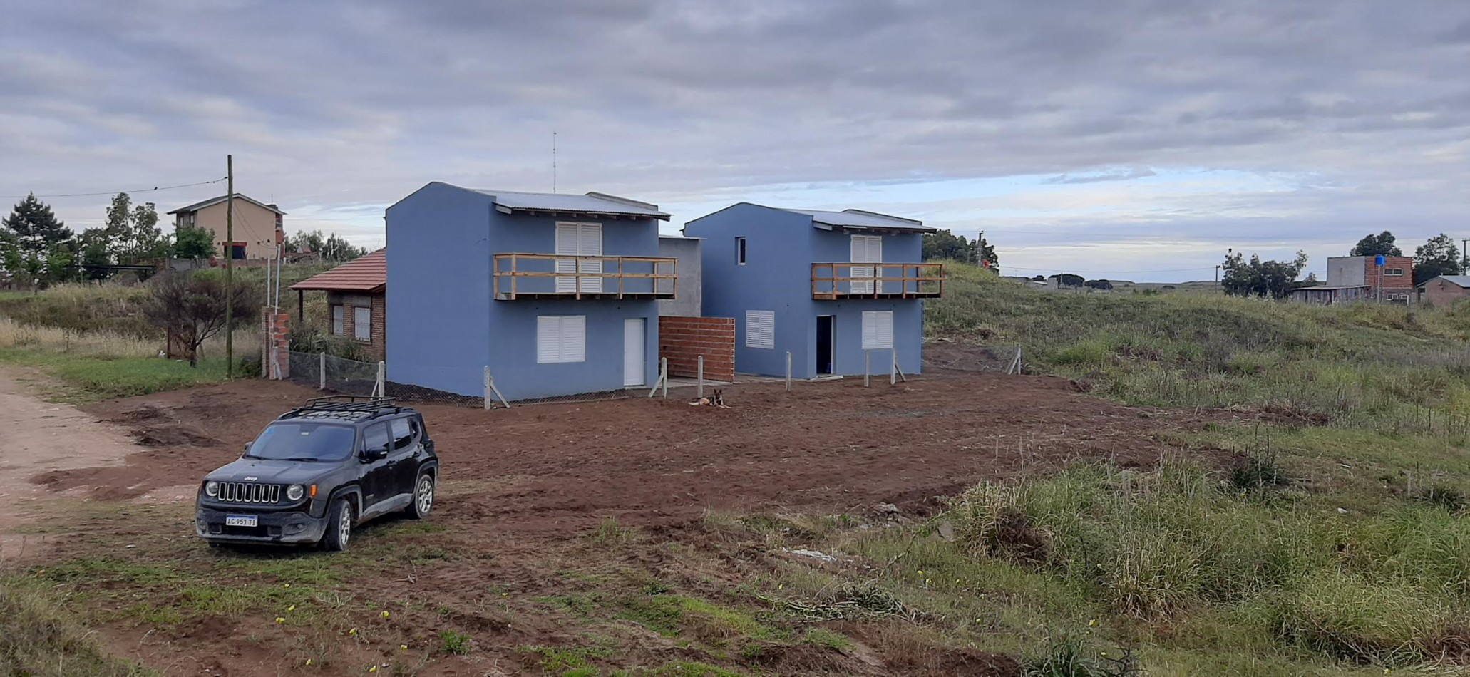 DUPLEX DOS JUNTOS EN BALNEARIO RETA FINANCIO