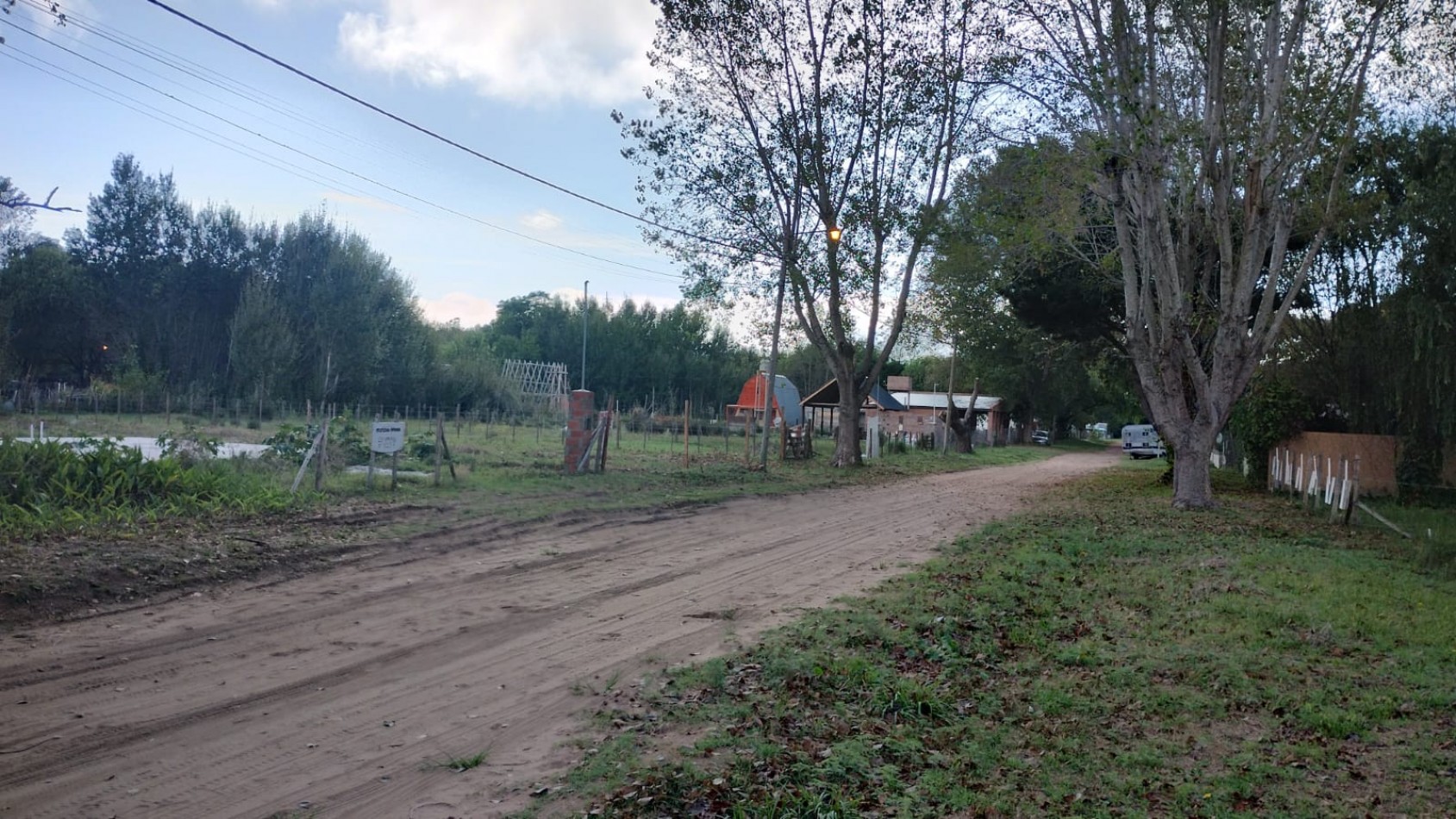 DOS TERRENOS JUNTOS  30 X 40 ENTRE LOS DOS 1200 M2 Financio