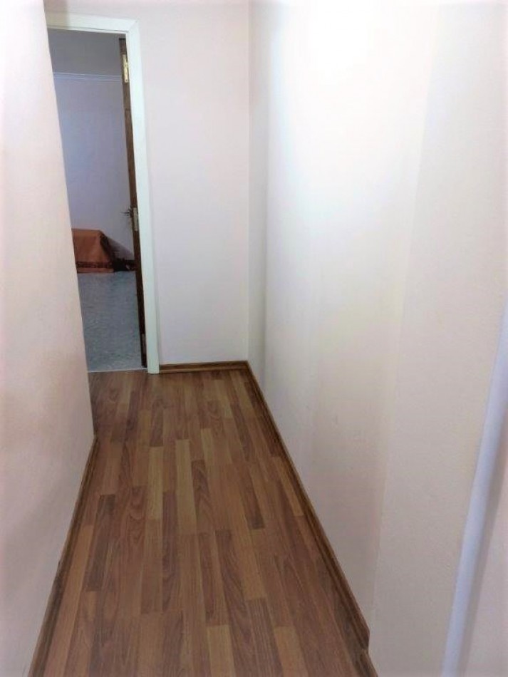 DEPARTAMENTO MUY ACOGEDOR DE DOS AMBIENTES AMPLIOS, EN INMEJORABLE UBICACION, EN LA CIUDAD DE NECOCHEA