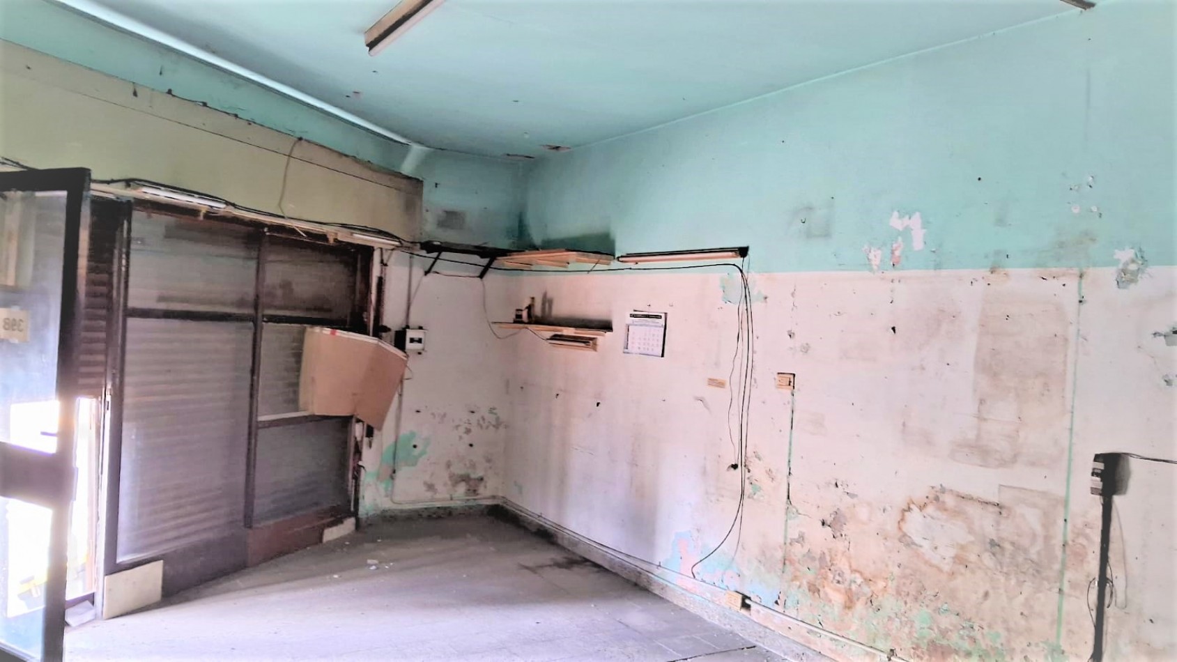 CASA CON LOCAL, 1 PH Y 2 COCHERAS EN VENTA EN LA TABLADA  NUEVO PRECIO!