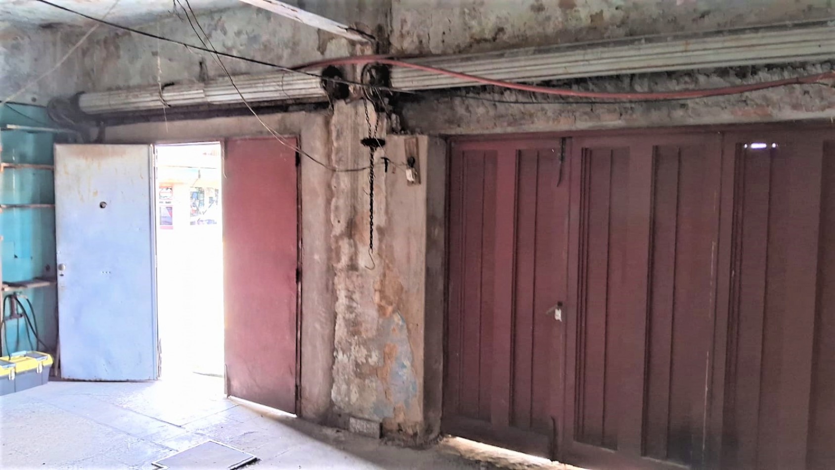 CASA CON LOCAL, 1 PH Y 2 COCHERAS EN VENTA EN LA TABLADA  NUEVO PRECIO!