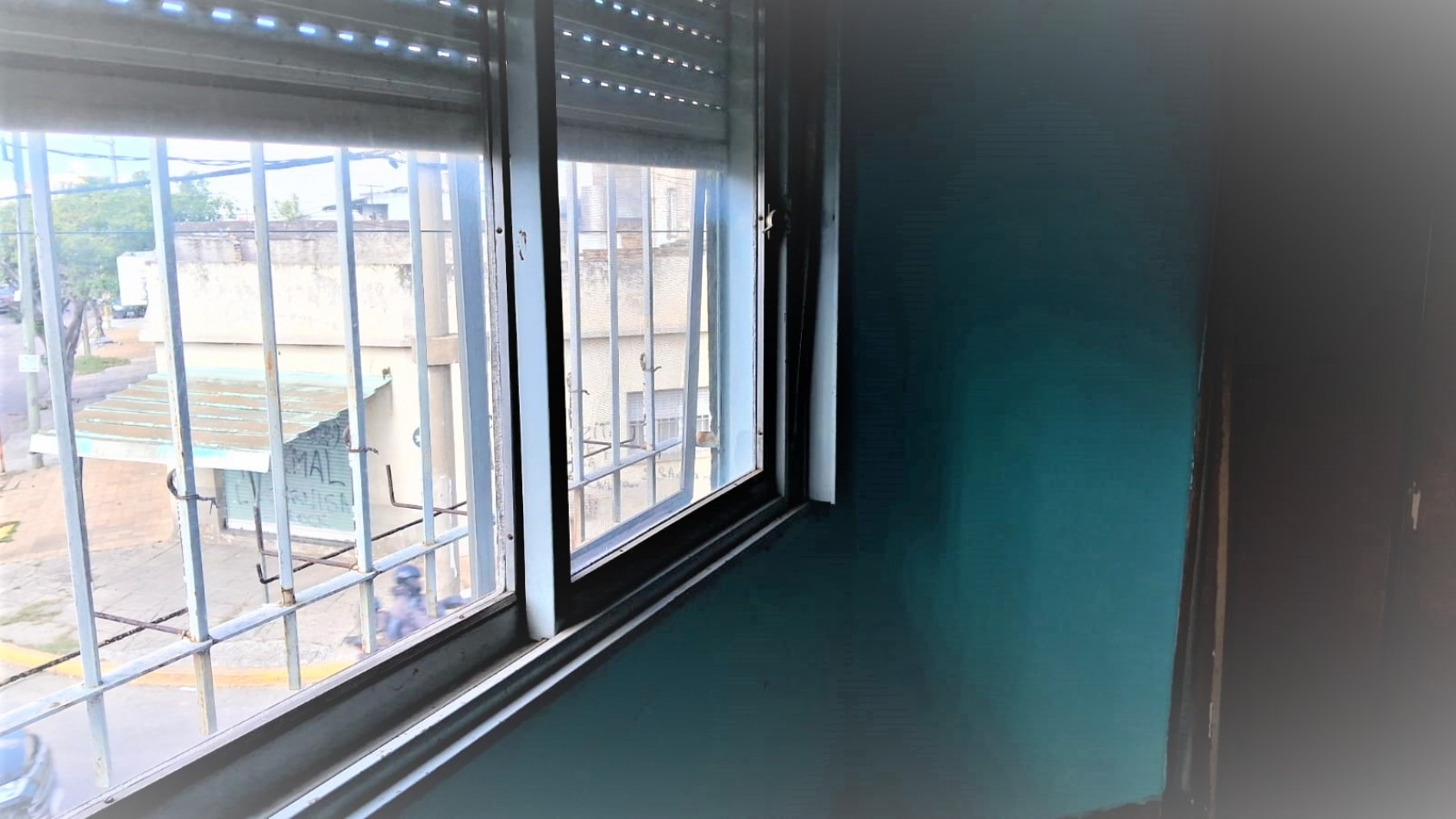 CASA CON LOCAL, 1 PH Y 2 COCHERAS EN VENTA EN LA TABLADA  NUEVO PRECIO!