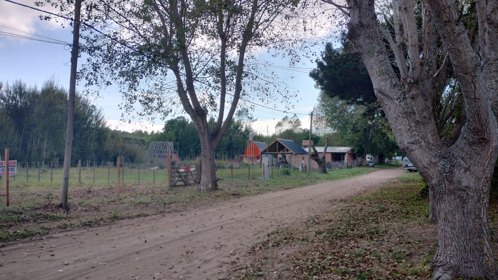 DOS TERRENOS JUNTOS  30 X 40 ENTRE LOS DOS 1200 M2 Financio