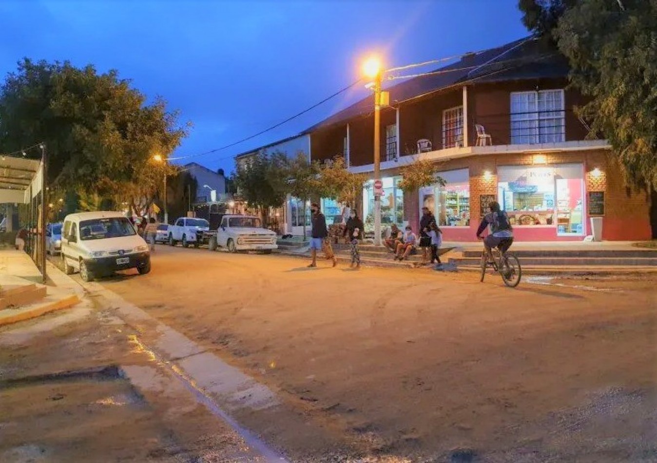 LOTE VENDO O PERMUTO TOMO VEHICULO IGUAL O MENOR VALOR