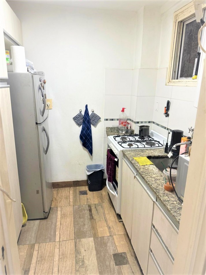 MONOAMBIENTE DE 33 M2 TOTALES EN RECOLETA CON PATIO PROPIO