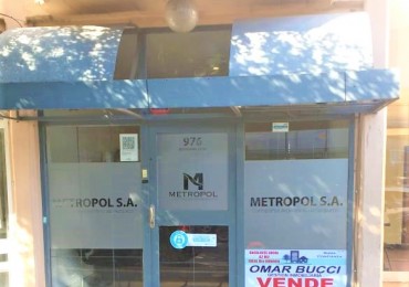 LOCAL RETASADO EN VENTA EN MORON SOBRE LA CALLE MITRE AL 900 