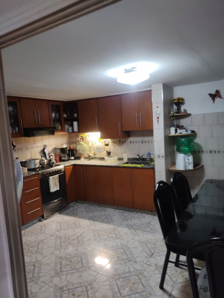 PH 6 AMBIENTES LINIERS CON TERRAZA Y 2 PATIOS (apto credito)