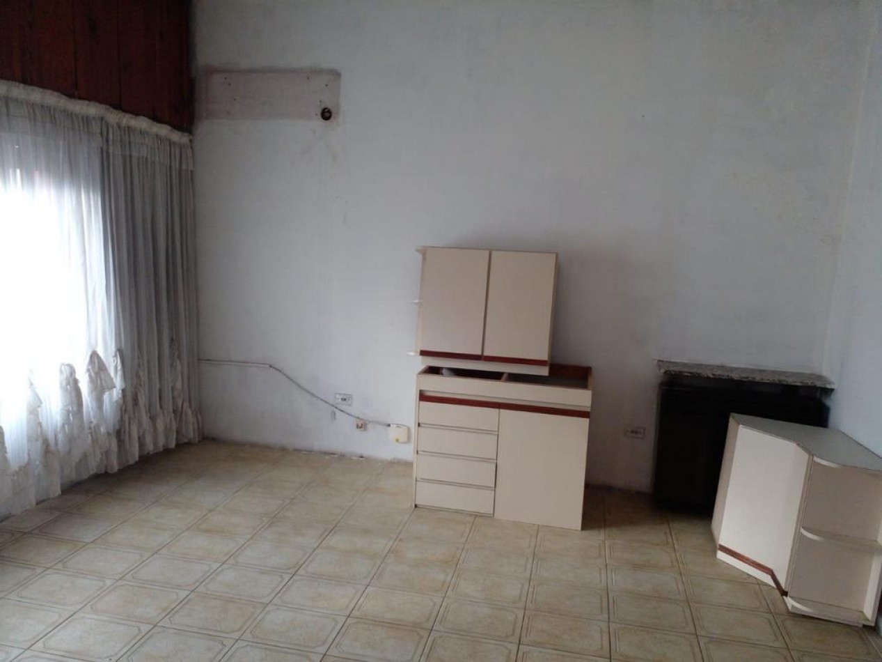 Venta casa de 5 dormitorios en San justo 