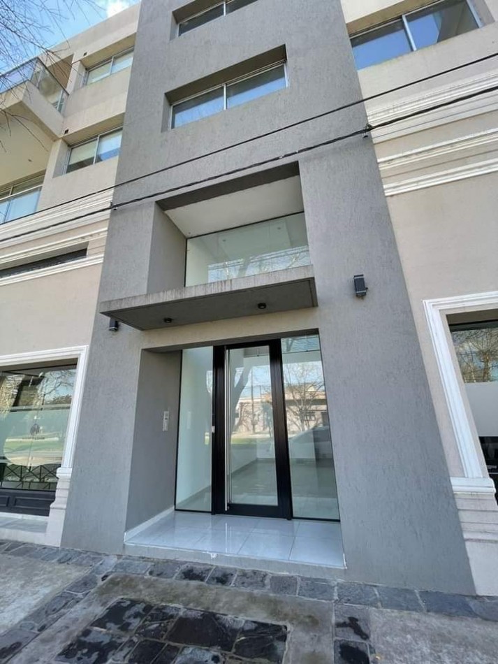 VENTA DE DEPARTAMENTO A ESTRENAR, ESQUINA HISTORICA DE GRAL MADARIAGA