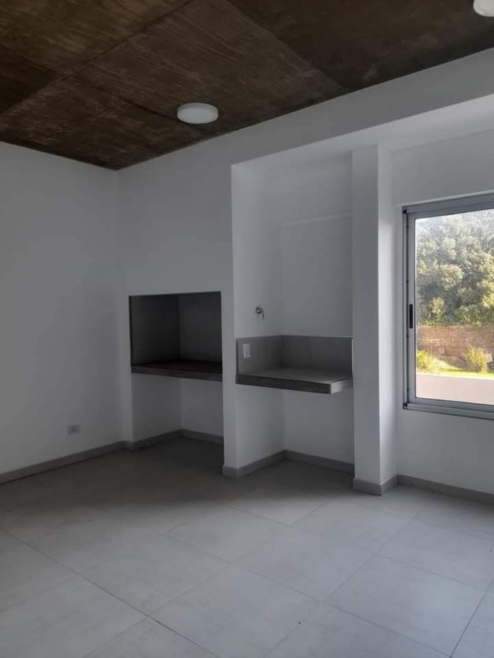 VENTA DE DEPARTAMENTO A ESTRENAR, ESQUINA HISTORICA DE GRAL MADARIAGA