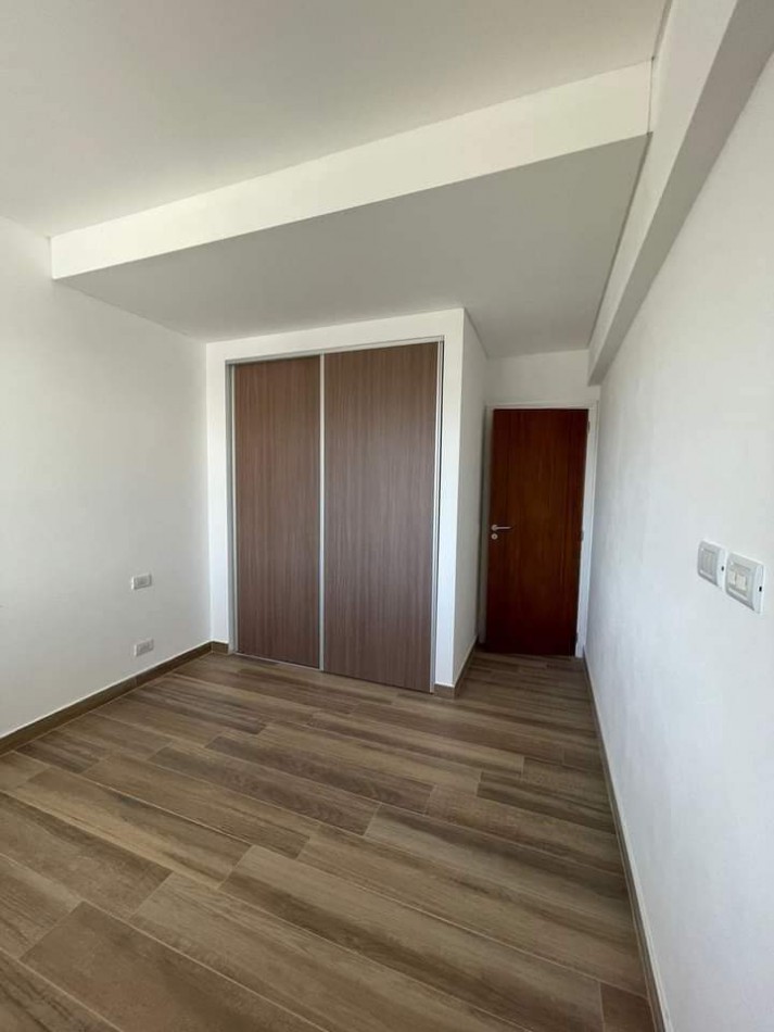 VENTA DE DEPARTAMENTO A ESTRENAR, ESQUINA HISTORICA DE GRAL MADARIAGA