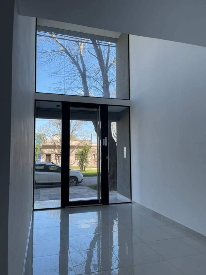 VENTA DE DEPARTAMENTO A ESTRENAR, ESQUINA HISTORICA DE GRAL MADARIAGA