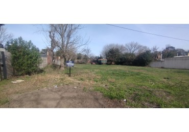 VENTA DE LOTE , EXCELENTE UBICACION 