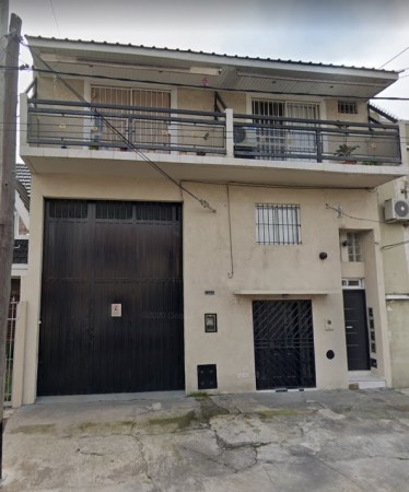 GALPON DE150 M2,  CON OFICINA Y VESTUARIOS, LANUS OESTE