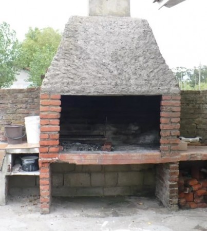 CHALET 4 AMBIENTES, 100 M2, CON FONDO LIBRE, SANTA CLARA DEL MAR.
