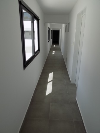 DEPARTAMENTO MONOAMBIENTE AL FRENTE CON BALCON. PISO 2, DTO G, TEMPERLEY.