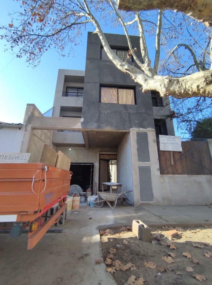 DEPARTAMENTO MONOAMBIENTE EN 2° PISO DTO F ,LOMAS DE ZAMORA.