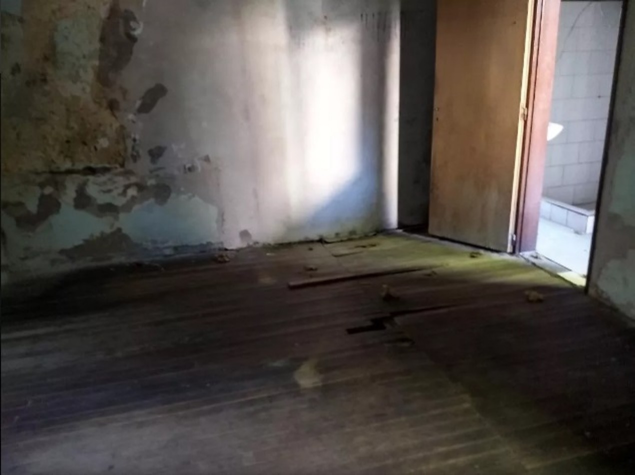 PH TIPO CASA 3 AMBIENTES A REFACCIONAR, 60M2. EXCELENTE UBICACION.