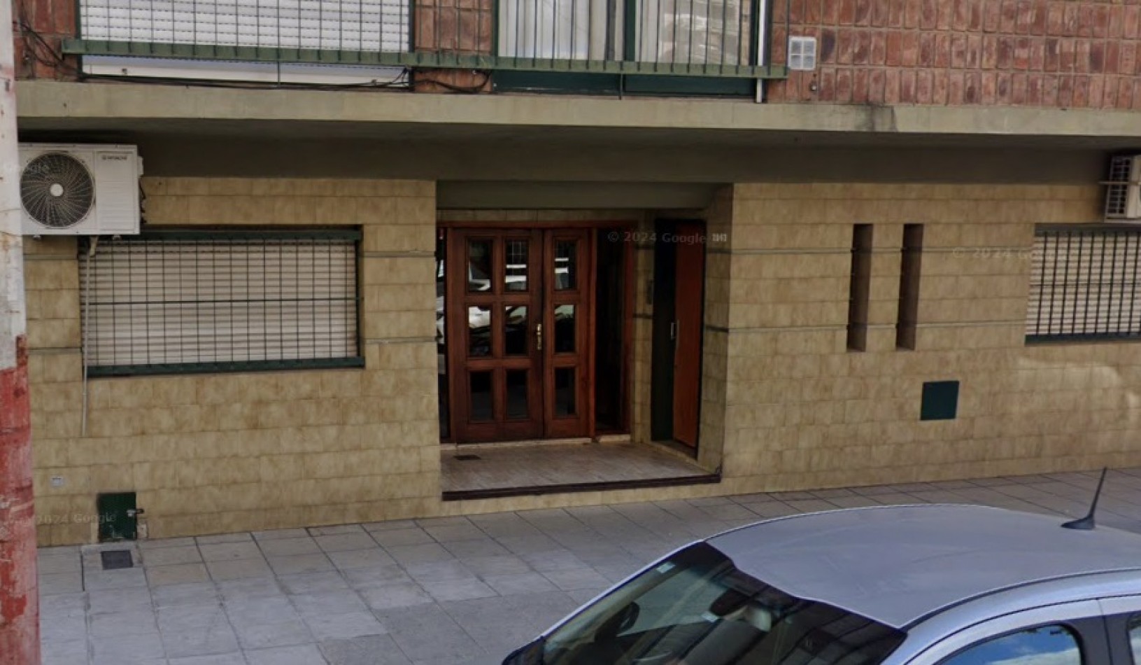 DEPARTAMENTO DE 2 AMBIENTES, 50M2. EXELENTE UBICACION, LANUSITA.