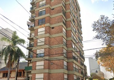 DEPARTAMENTO DE 2 AMBIENTES, 50M2. EXELENTE UBICACION, LANUSITA.