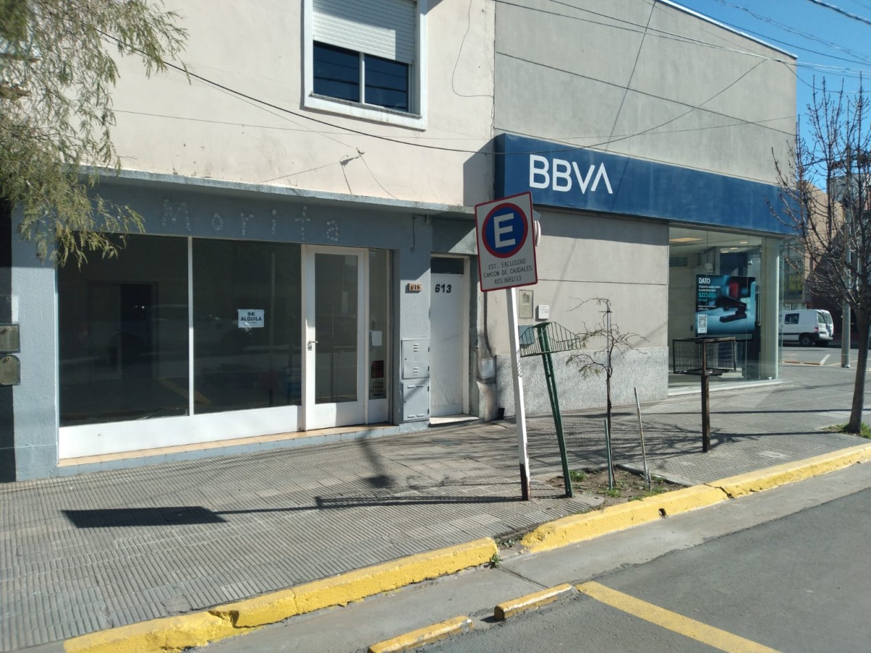 LOCAL CENTRICO