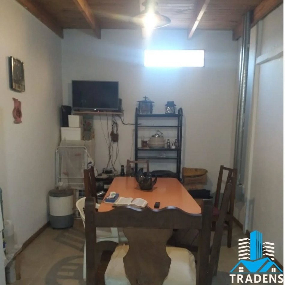 EXCELENTE CASA EN BARRIO FRANK ALLAN 