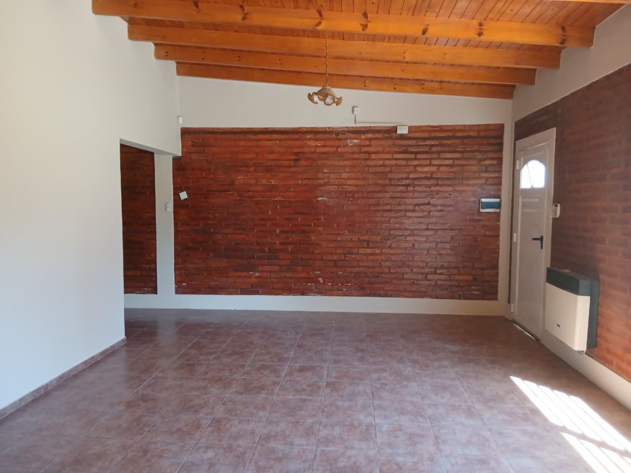 2 AMB. C/ GARAGE Y PATIO -Calle 9 No 2237. Gral. Pico (LP)