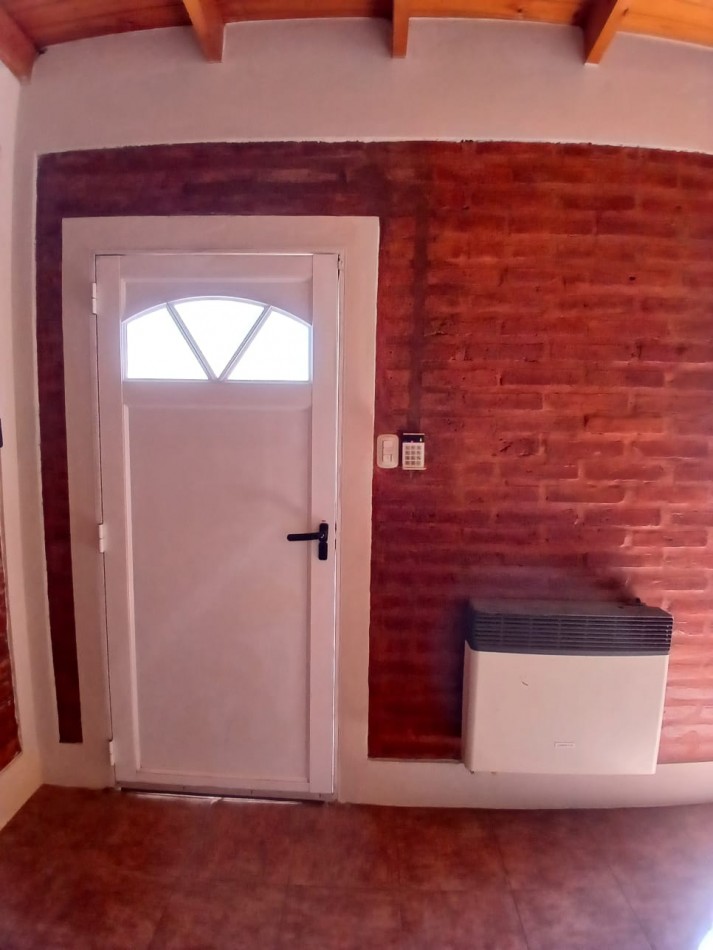 2 AMB. C/ GARAGE Y PATIO -Calle 9 No 2237. Gral. Pico (LP)