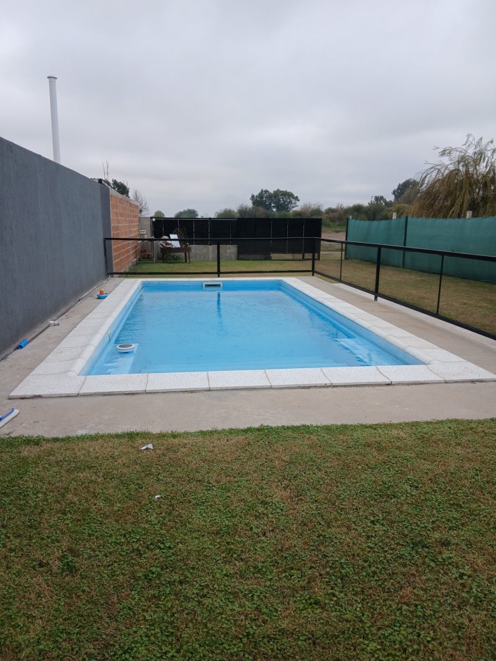CASA QUINTA CON PILETA